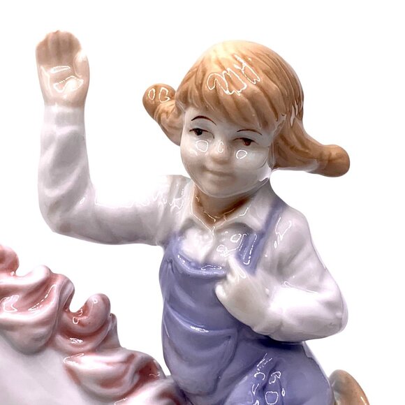 Vintage Paul Sabastian 1991 Porcelain Little Girl Riding White Rocking Horse Fig - Picture 2 of 10